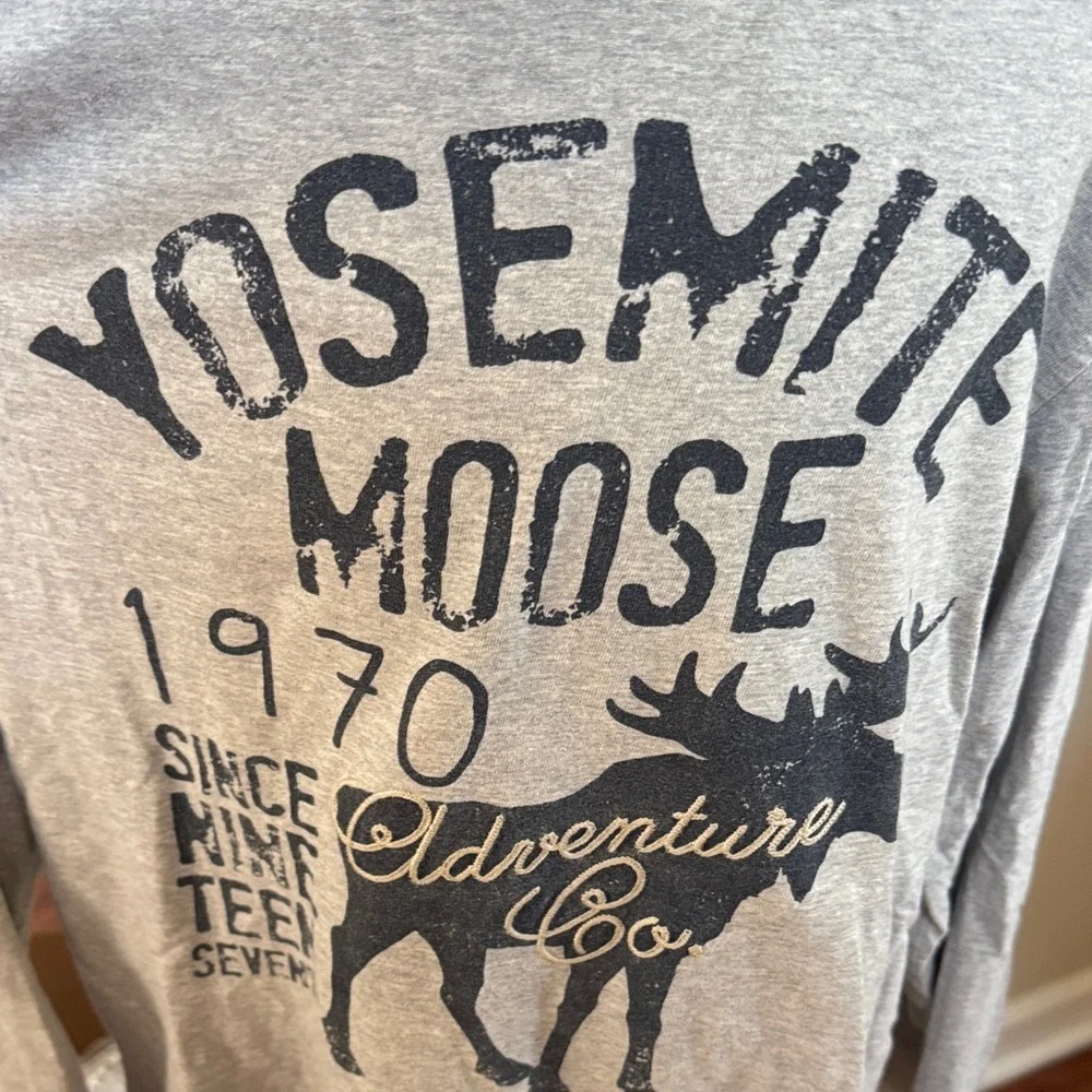 🫎 Gymboree Gray Yosemite Moose Long Sleeve Tee